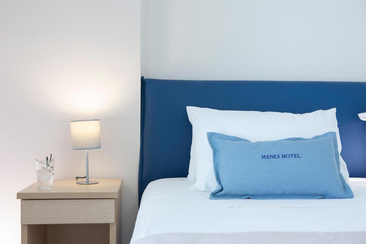 Menes Hotel Geni  Luaran gambar